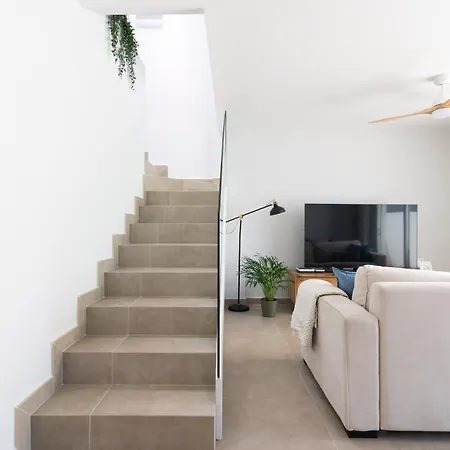 Сasa de vacaciones White Medano Apartment. New With Fast Wifi *
