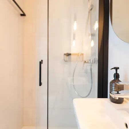 White Medano Apartment. New With Fast Wifi 度假居 *