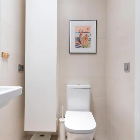 White Medano Apartment. New With Fast Wifi Сasa de vacaciones