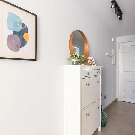 White Medano Apartment. New With Fast Wifi Tatil Evi El Médano