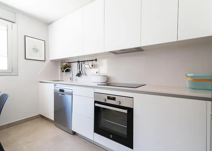 White Medano Apartment. New With Fast Wifi Сasa de vacaciones