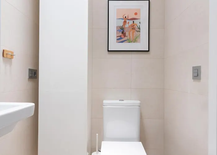 White Medano Apartment. New With Fast Wifi Сasa de vacaciones