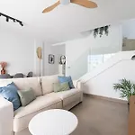 別荘 White Medano Apartment. New With Fast Wifi