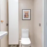White Medano Apartment. New With Fast Wifi 別荘 エル・メダノ